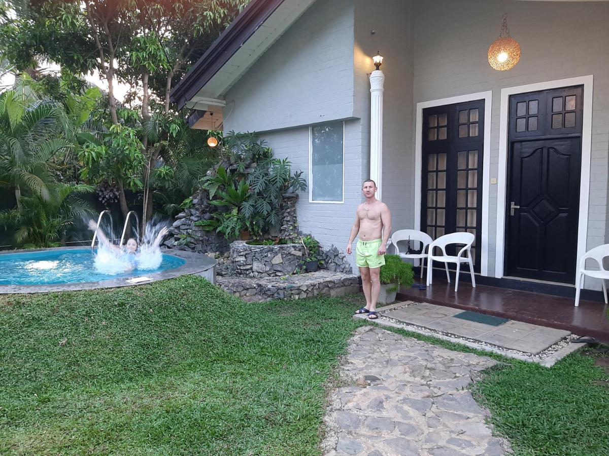 Mihilaka Holiday Homes Wadduwa Extérieur photo